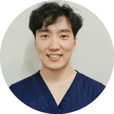 Dr Chris